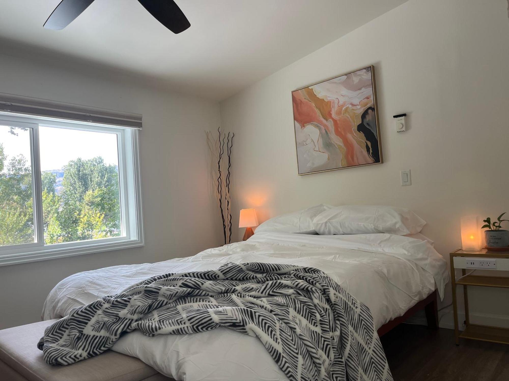 Hikari-Okanagan Sunshine B&B Kelowna Kültér fotó